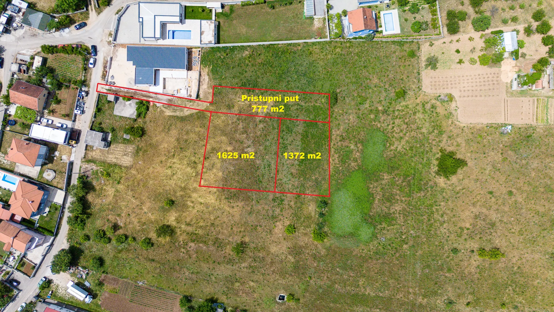 Участок в Гноице — 3 000 м² — 1 / 9
