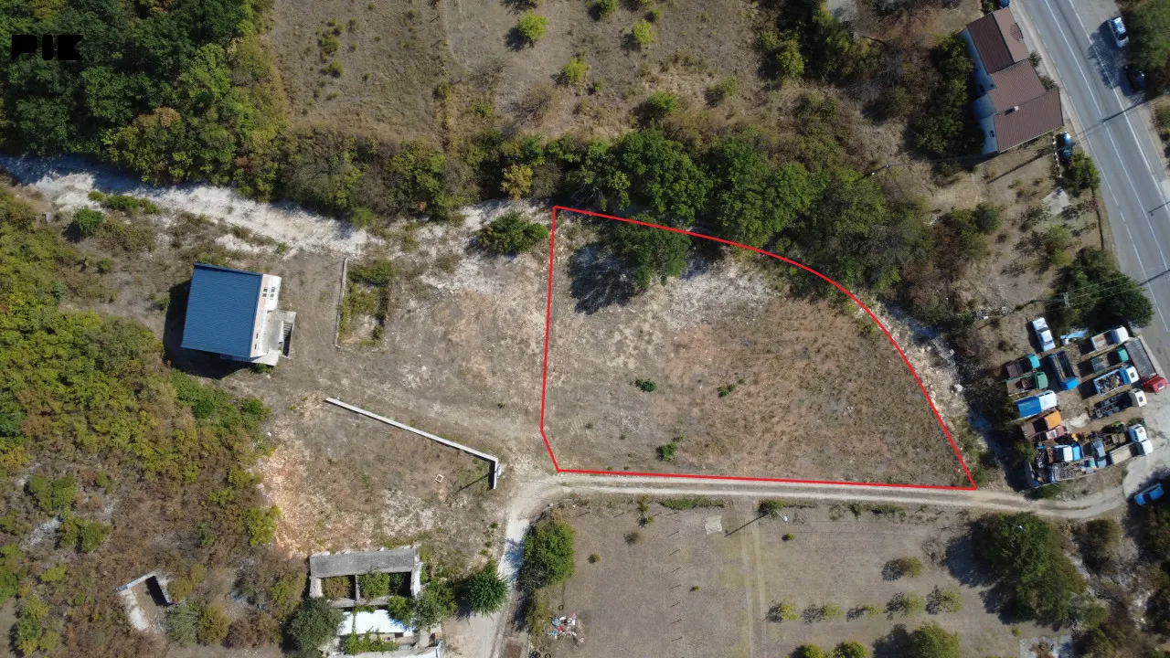Građevinsko zemljište Mostar 600-900m2 — 1 / 6